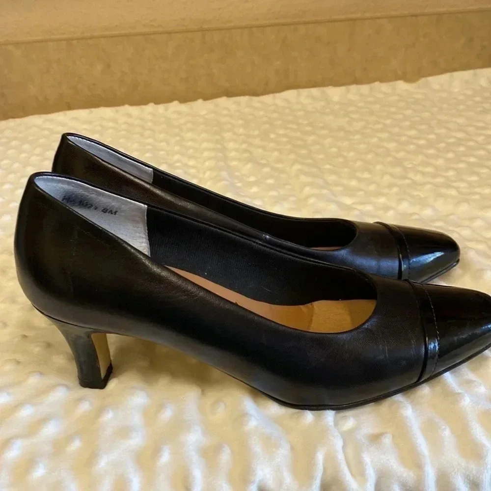 Ros Hommerson Black‎ Leather Patent Toe Pumps